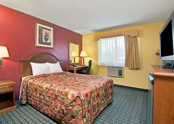 Travelodge By Wyndham Motel Torrington