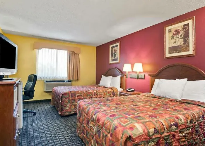 Motel Travelodge By Wyndham 2*
